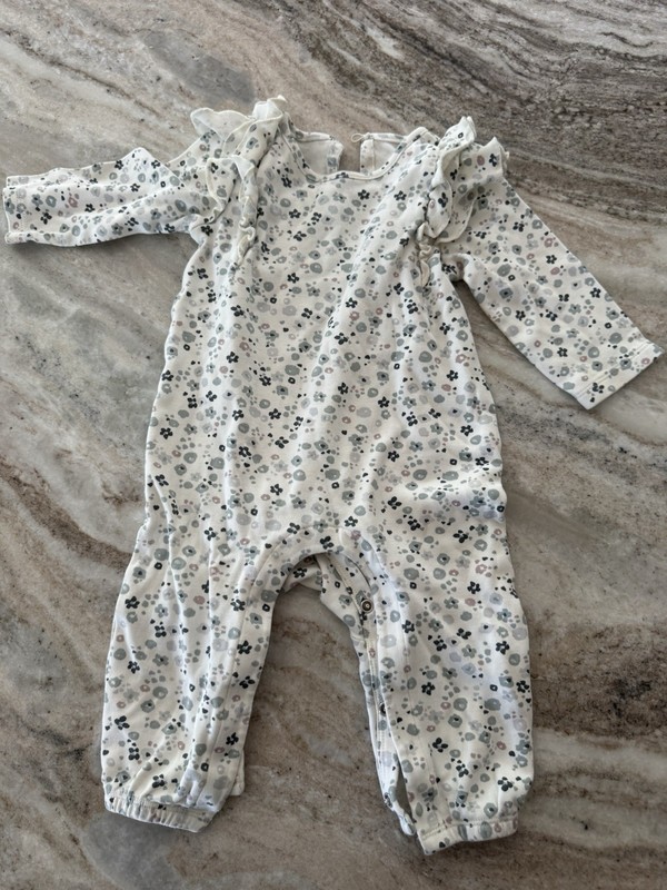 Pehr Baby Romper White Floral Ruffle Long Sleeve Organic Cotton 6-12 Months