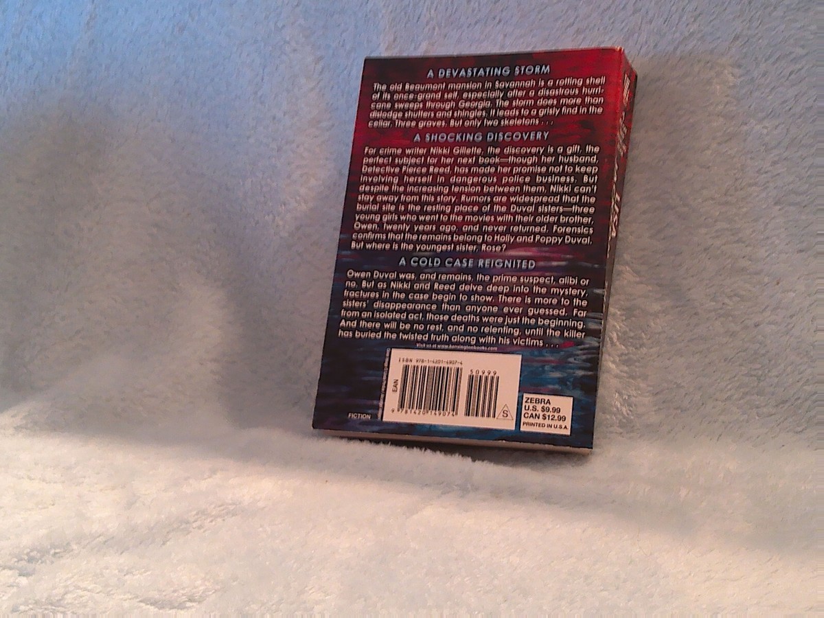 The Third Grave, Pierce Reed/Nikki Gillette by Lisa Jackson