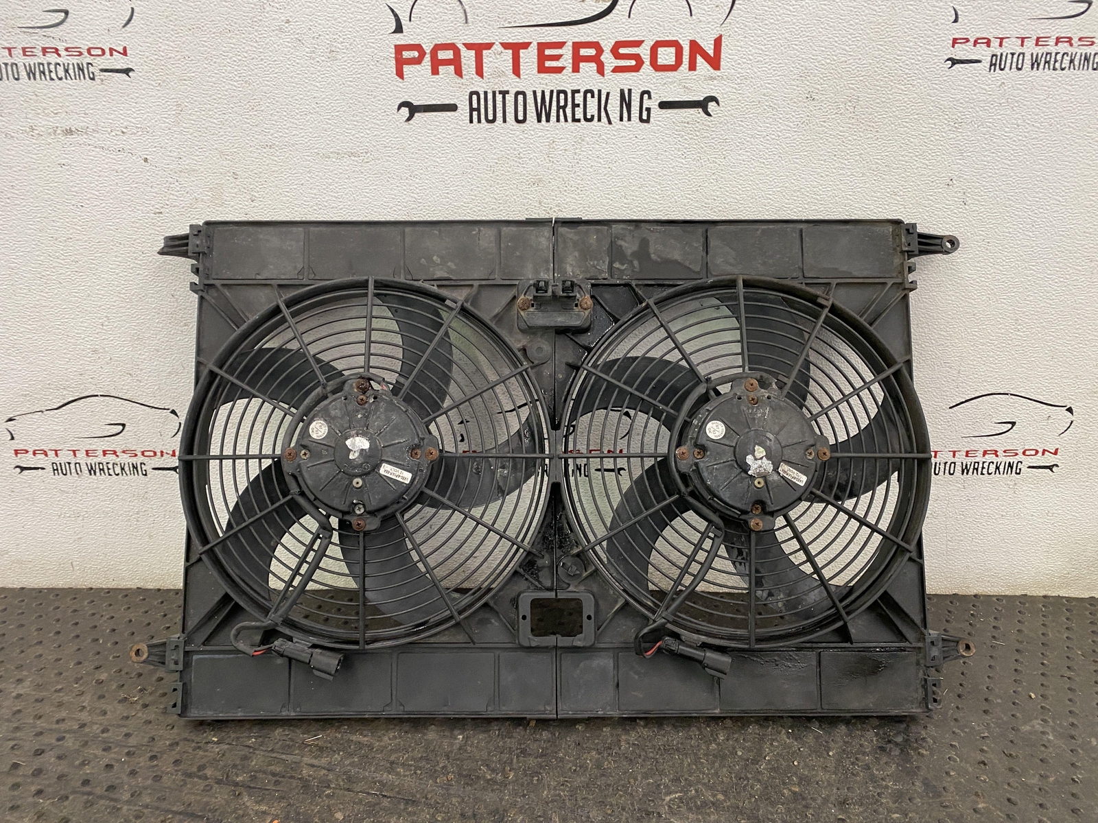 03-07 MASERATI COUPE GT 4.2 ELECTRIC COOLING RADIATOR & A/C CONDENSOR FAN MOTOR