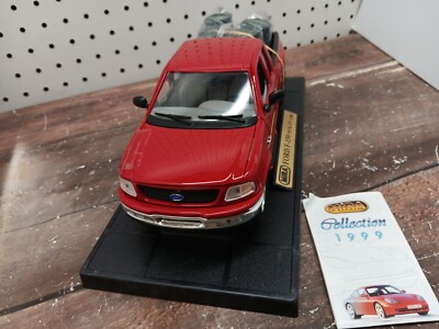 Mira Red Ford F-150 Pickup 1998, 1:18 scale With Plastic Barrels