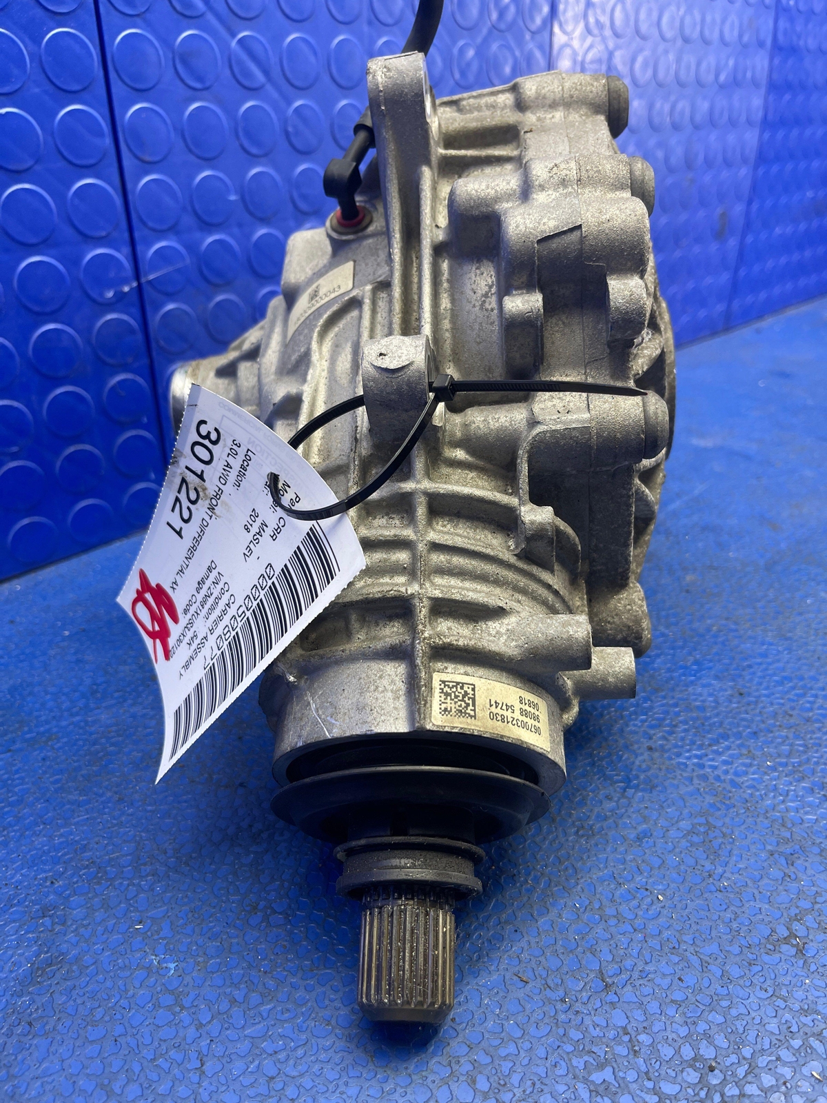 2017-2022 MASERATI LEVANTE AWD FRONT DIFFERENTIAL AXLE CARRIER 670032183