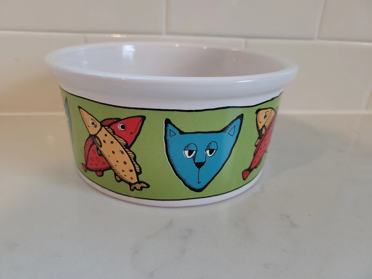 Large cat top water bowl