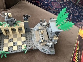 LEGO Indiana Jones 7623 Temple Escape 7622 Lost Treasure Raiders of the Lost Ark