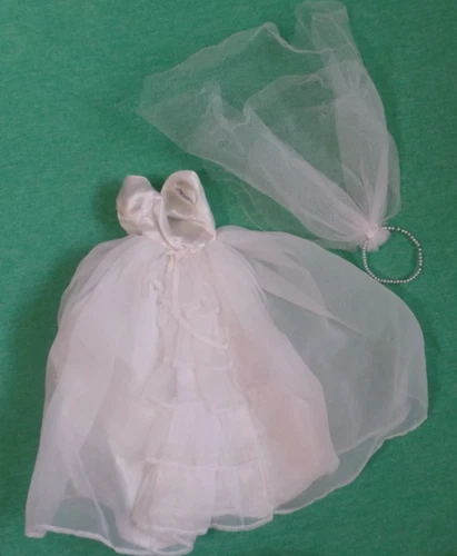 Vintage Barbie Clothes - Vintage Barbie 947 Bride's Dream