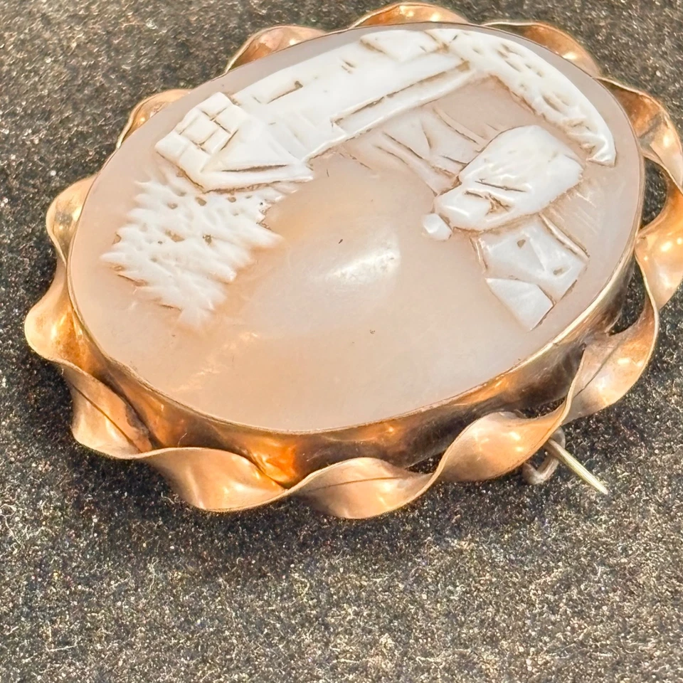 CAMEO antique homestead scene brooch twisted brass frame gray DAMAGE broken weld - Image 4 of 4