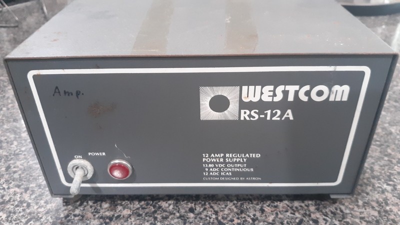 Westcom RS-12A 12 Amp Regulated Power Supply Bench Radio Power Supply