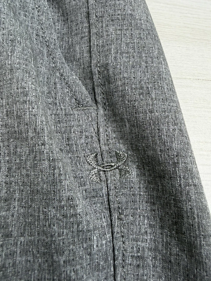 Pantalones de golf Under Armour Storm grises ventilados rendimiento de golf elásticos para hombre 38x32 Foto 3 de 4