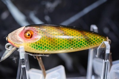 HEDDON WOODEN River Runt with Glass Eyes GREEN SCALE LETTERS PERCH