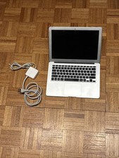 Apple MacBook Air A1466 13.3" - Powers On