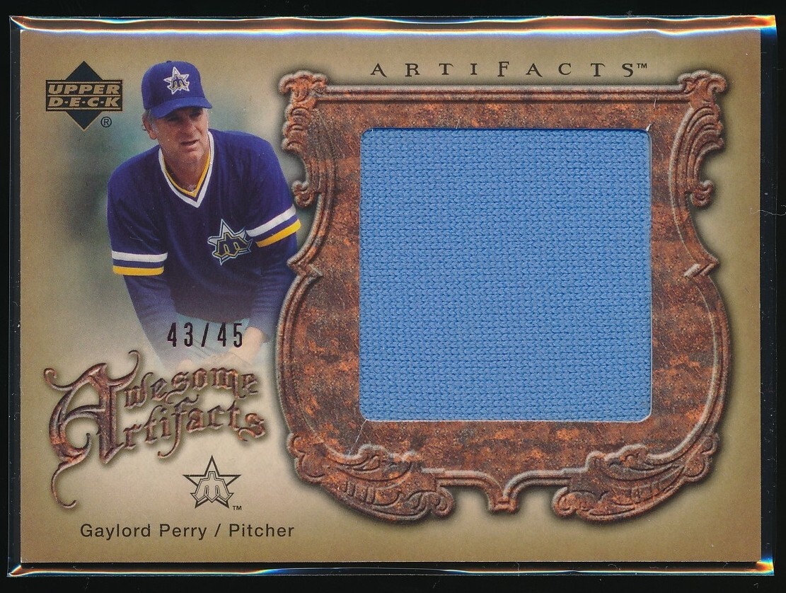 Gaylord Perry 2006 Upper Deck Artifacts Jumbo Jersey 43/45 Game Used MLB Relic