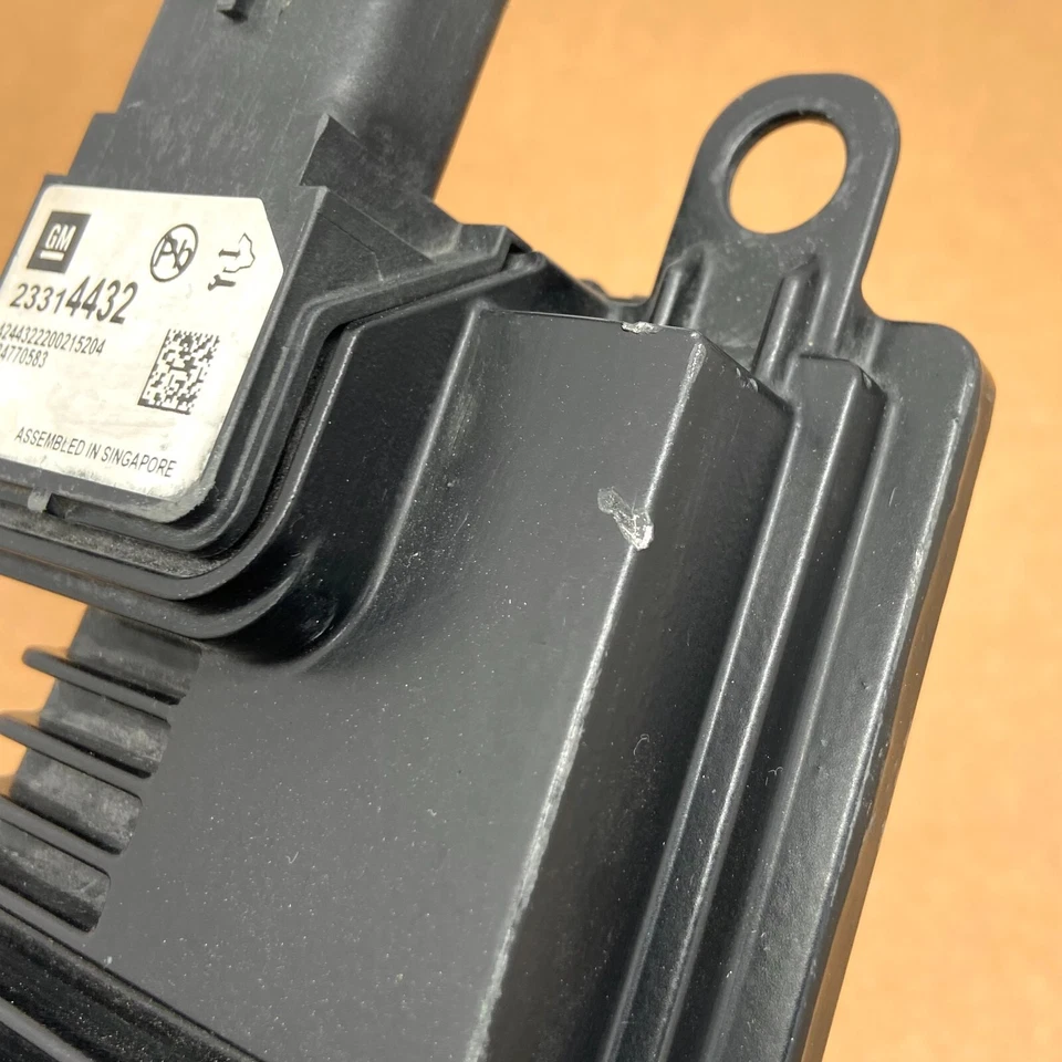 Conjunto de radar sensor de distancia control de crucero OEM 15-20 GMC Yukon 23314432 Foto 3 de 4