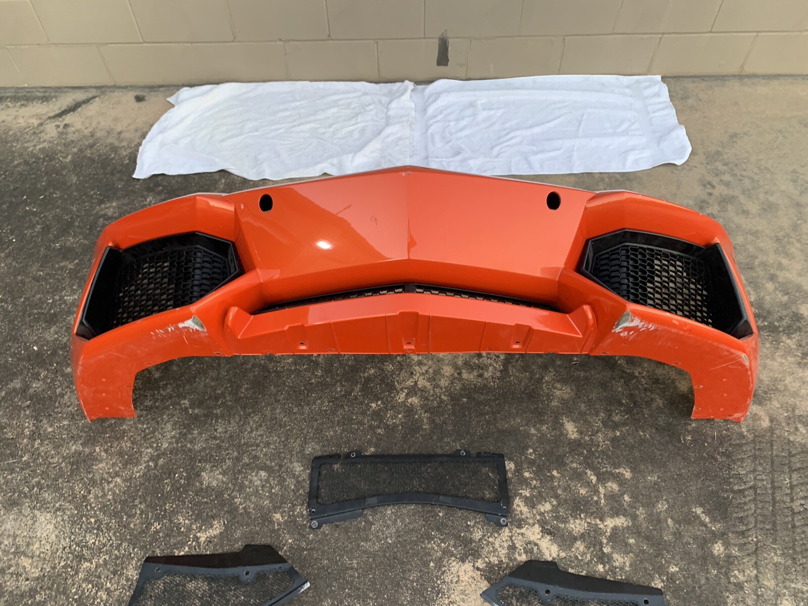 Lamborghini Aventador Front Bumper W Vents Screens & Hood  2010 - 2014 OEM NICE