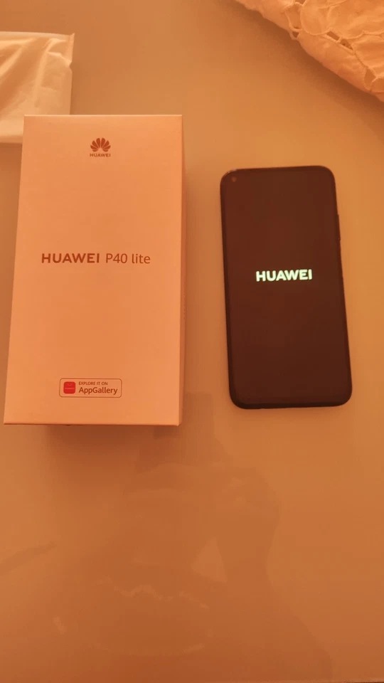 telefono cellulare android - Immagine 2 di 4