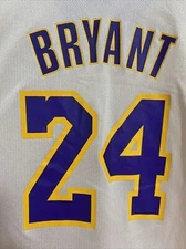 VTG Men's Kobe Bryant LA Lakers #24 NBA Jersey Sz XL Reebok Vintage white gold