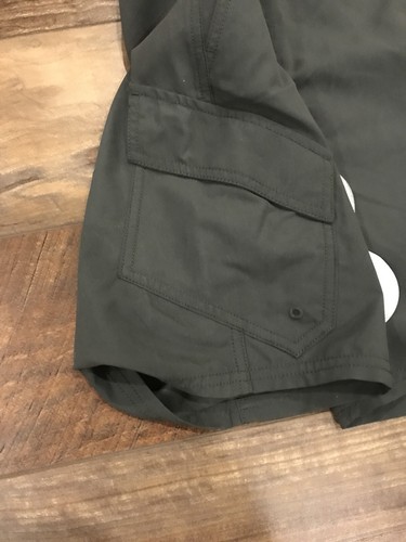 North Face UPF 50 durable water repellent finish short (youth small 7-8y) - Picture 6 of 11