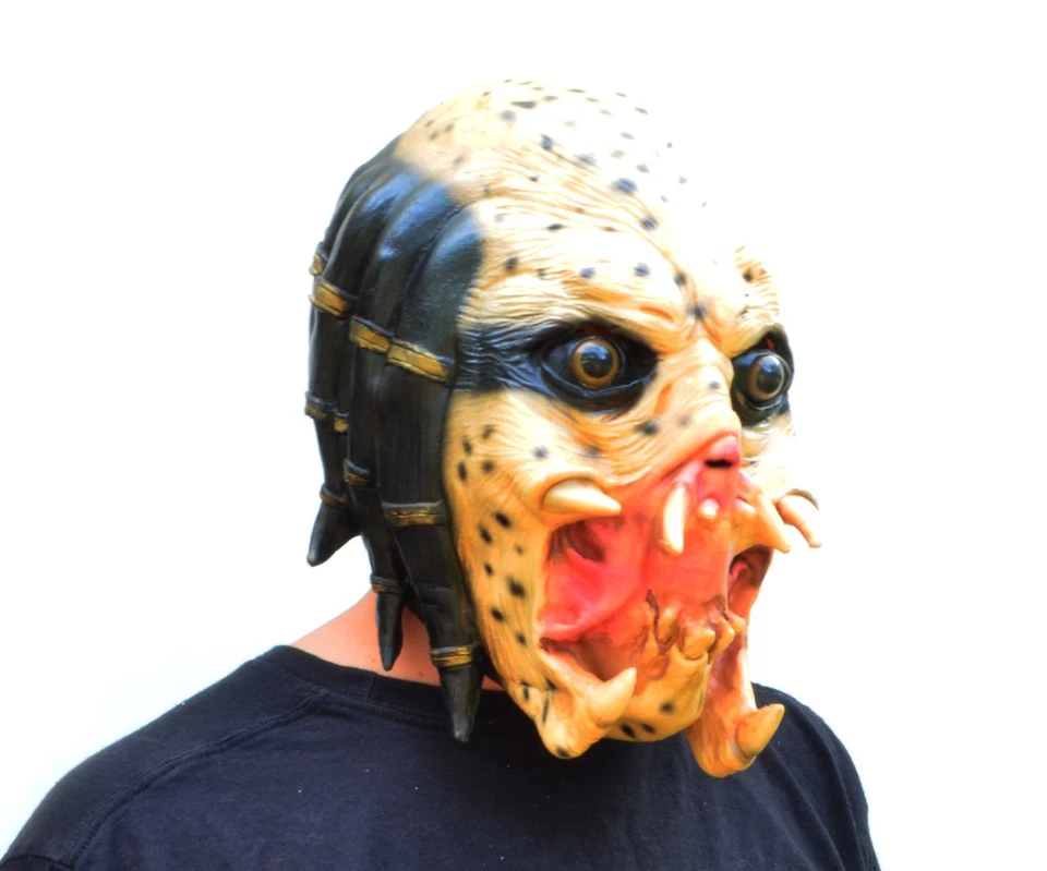 Predator Halloween Mask Alien Costume Party Mask - Image 4 of 4