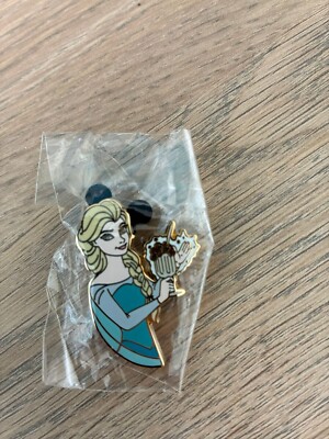PIN Queen Elsa Trader Delight DSF DSSH PTD Frozen Disney Soda Fountain