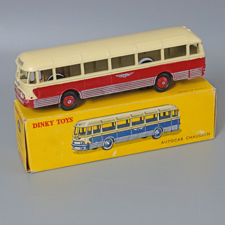 Dinky toys autocar chausson 29F - Collection
