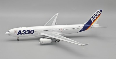 A330-242 Haus Farben Reg: F-Wwka - Inflight 200 IF332HOUSE1125 1/200 Vor Auftrag