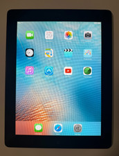 Apple iPad 2nd Gen 32GB Wi-Fi, 9.7in Black /Silver A1395 MC770LLA