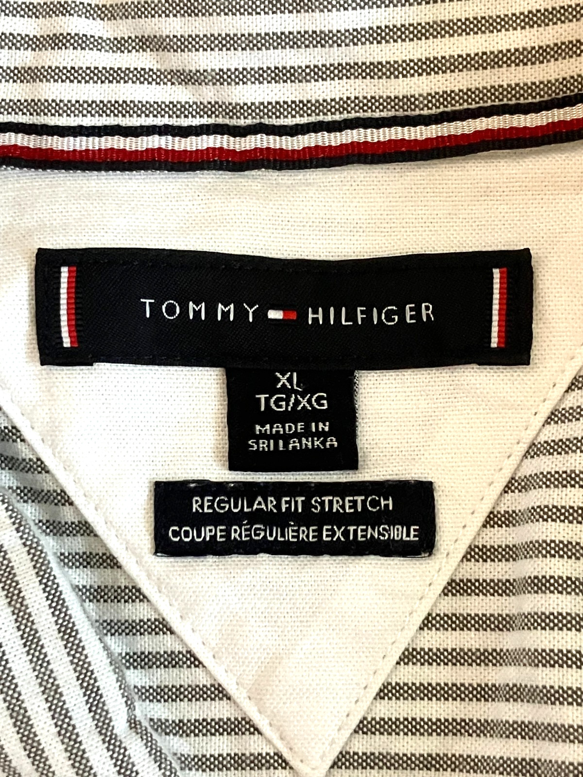 Tommy Hilfiger Mens Oxford Custom Fit Striped Shirt Size XL Long Sleeve Button image 3