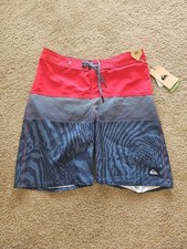 Quiksilver Everyday Panel Youth 17" Board Shorts Big Boys 27 Red/Navy Striped