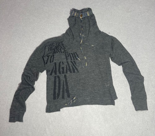 Vivienne Westwood, Maglione maglia lana vintage Vivienne Westwood Propaganda resistenza attiva