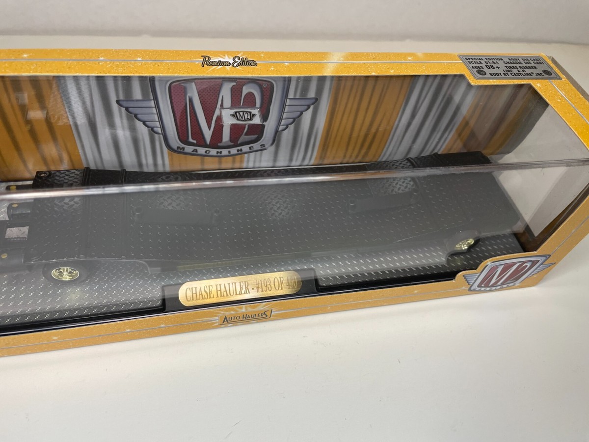 M2 Machines CHASE Auto Haulers 1957 Dodge COE 2 car bed 1 of