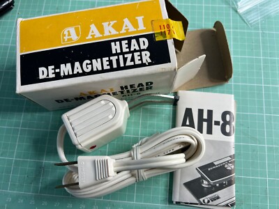 AKAI AH-8 Head De-Magnetiezer