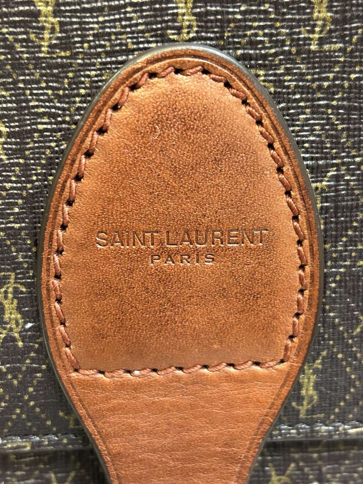 SAINT LAURENT Borsa a tracolla YSL Le monogram marrone chiaro