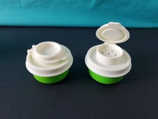 Tupperware Salt & Pepper Shakers Measuring Green Smidgets Off White Seals