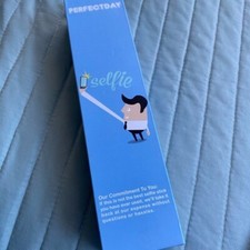 Perfect Day Selfie Stick Works W/ iPhone Galaxy Smartphones New in Box