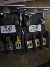 Eaton C25DNF340 + Definite Purpose Contactor 40A 3Pole 600VAC Look at pictures