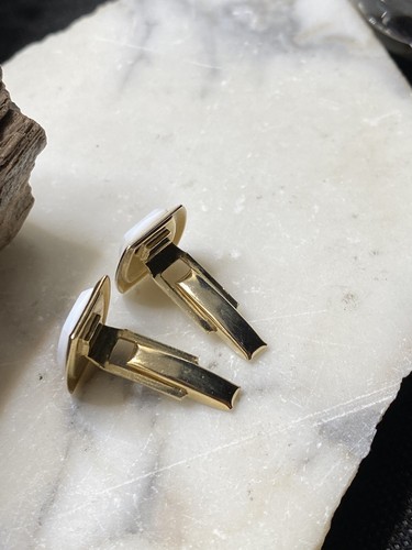 Vintage Gold Tone Lock Cufflinks - Picture 4 of 7