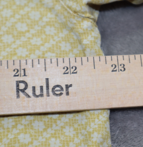 Tommy Bahama 100% Silk Button Up Shirt Men's Size M Butter Yellow Short Sleeves - Picture 9 of 12