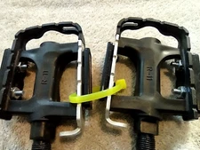 Replacement Bike Platform Flat Pedals With Reflectors K20431