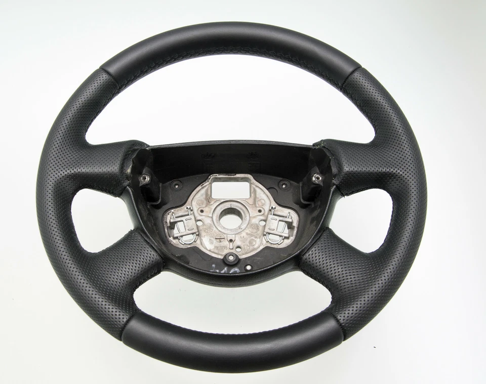 Lenkrad beziehen mit Leder für Volkswagen T5 ab 2006-2009 McarStyling - Bild 3 von 4