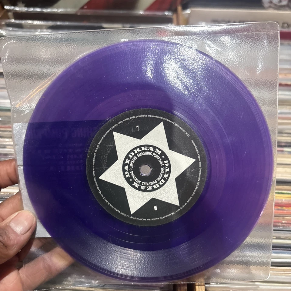 Smashing pumpkins - That’s The Way My Love Is 7” Purple Vinyl - Image 2 of 2