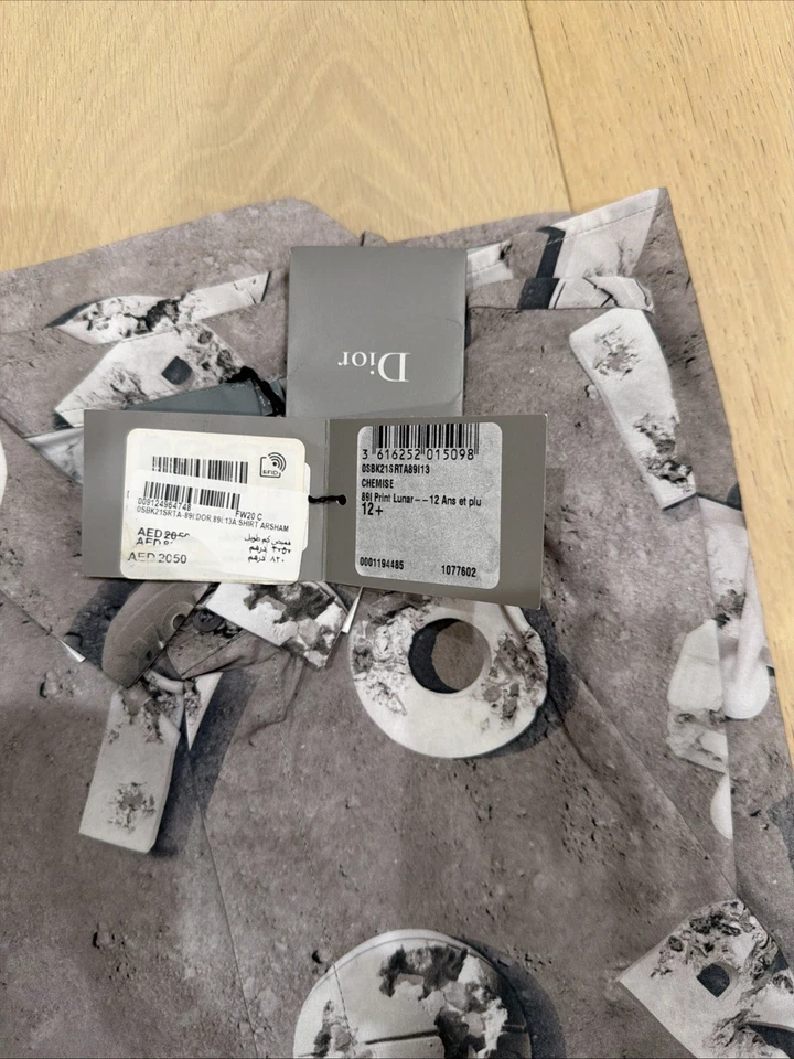 Camisa Manga Larga DIOR 100% Auténtica Nueva con Etiquetas - NIÑOS - GRIS - Talla 12+ Foto 4 de 4