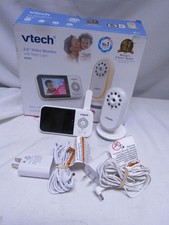 VTech 2.8" Digital Video Baby Monitor w/ Night Light, White-VM3258 looks new