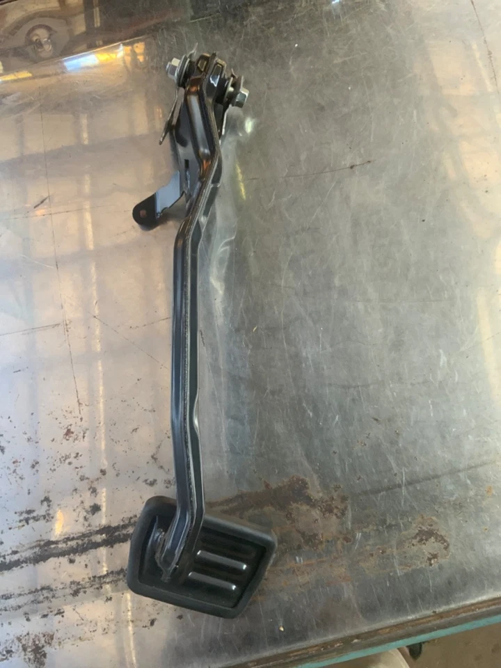 2013-2023 MAZDA CX-5 FLOOR BRAKE STOP PEDAL BLACK OEM - Image 3 of 3