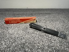 WATA FLASHBAR FOR FLASH GUNS STRAIGHT MOUNTING RAIL BOXED AND EXCELLENT