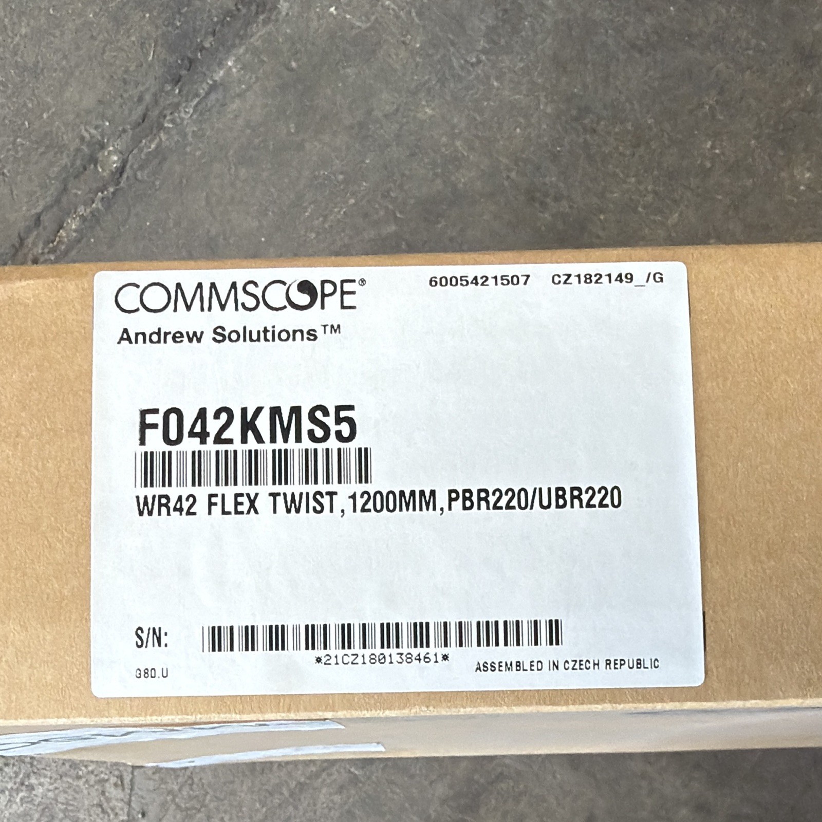 CommScope Andrew Solutions F042KMS5 WR42 Flex Twist