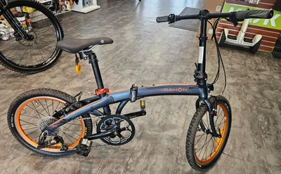 Dahon MU D8 8 Speed Folding Bike Retail \$900 - Image 1 of 4