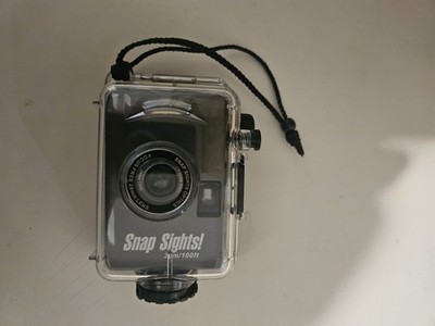 Snap Sights! 35mm Underwater Camera  and Case 100ft/30m Depth