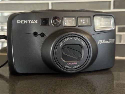 Pentax IQZoom140M Camera With Extras - Picture 2 of 20
