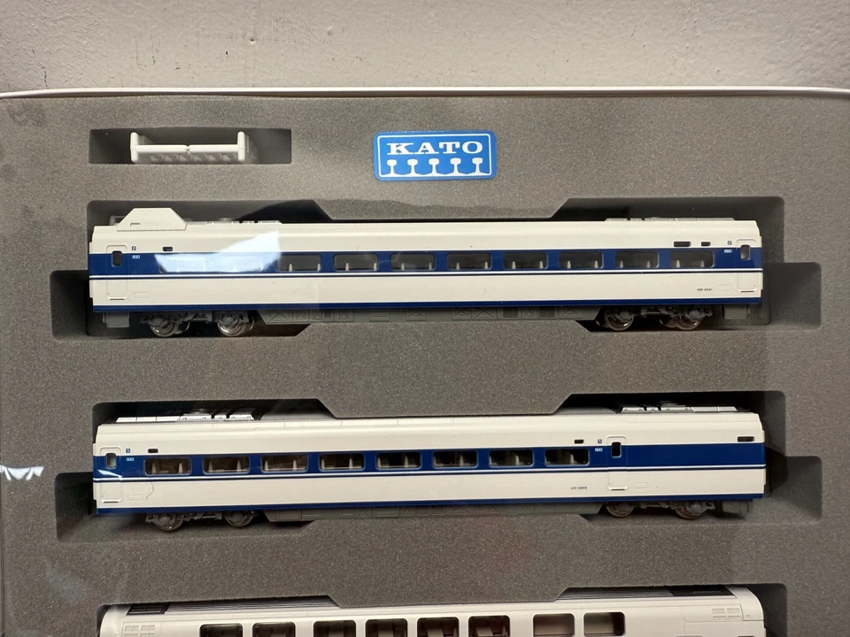 Kato escala N 10-355 serie 100 Shinkansen Grand Hikari juego adicional de 6 coches Foto 4 de 4