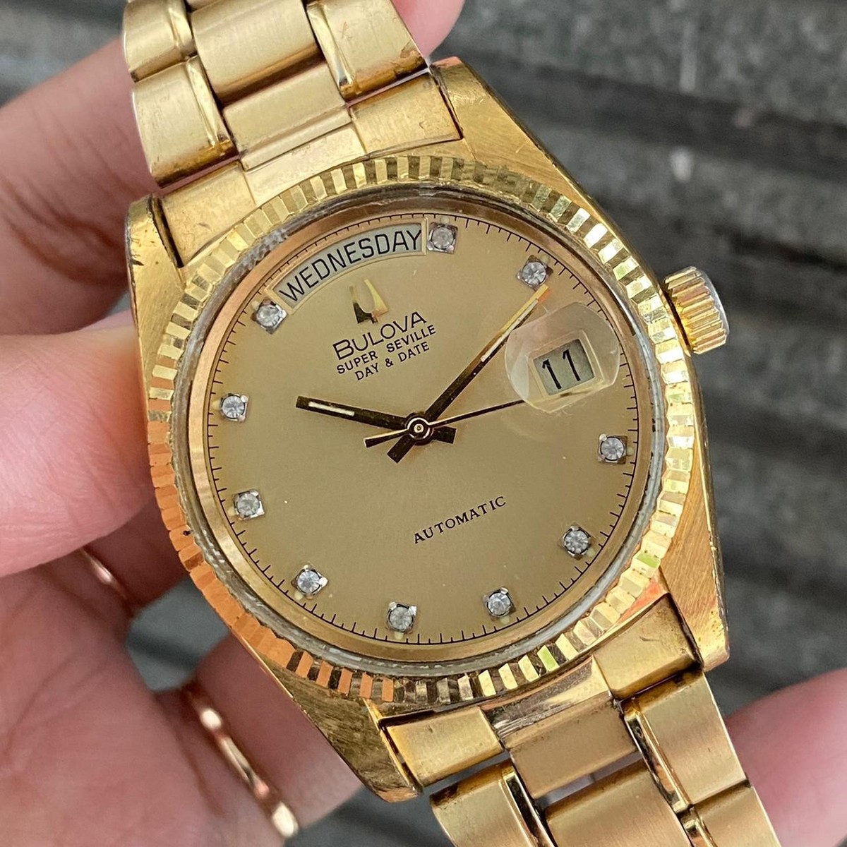 RARE Bulova President Super Seville DayDate Diamond Gold Tone