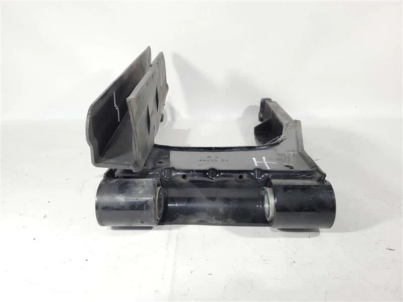 Swing Arm OEM 2005 Harley Davidson Ultra Classic Electra Glide Low - Image 2 of 4