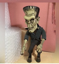 RARE  UNIVERSAL STUDIOS MONSTER/ POZERS FRANKENSTEIN,POSEABLE PLUSH DOLL, 2000  
